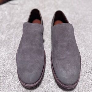 Frye Men’s Chris Venetian loafers. New in box - never worn.